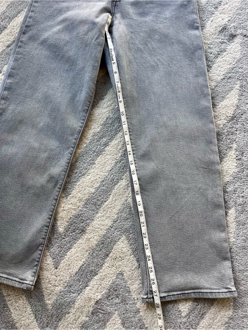 Levi’s Ribcage Highrise Straight Ankle Jeans in gray - 28 - Like New - Picture 8 of 8